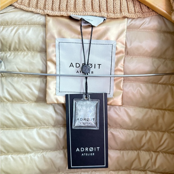Adroit - Women's Gold Quilted Jacket size 0 NWT - Picture 2 of 8